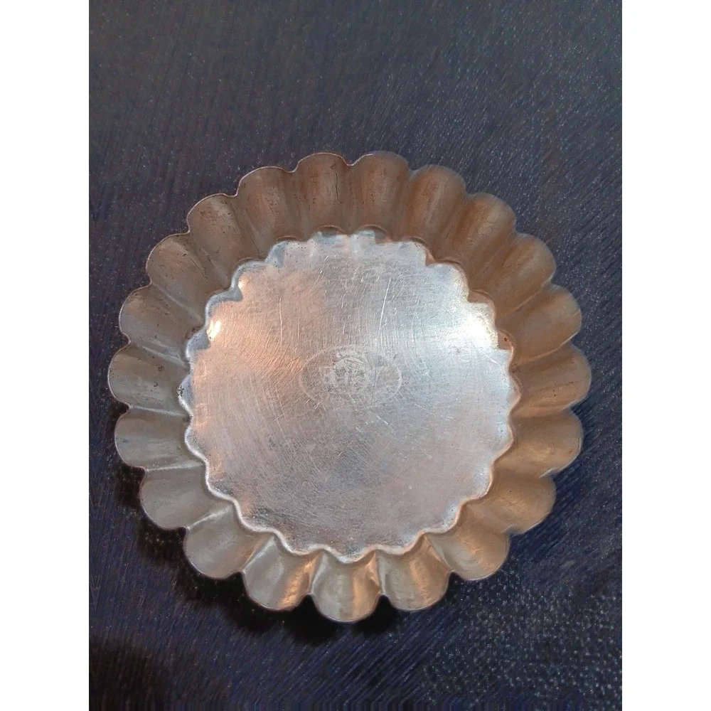Le Cordon Bleu France Vintage Fluted‎ Tartlet Molds Set of 6 Silver Baking Pans